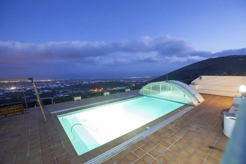 Casa Tinasoria Holiday home La Asomada